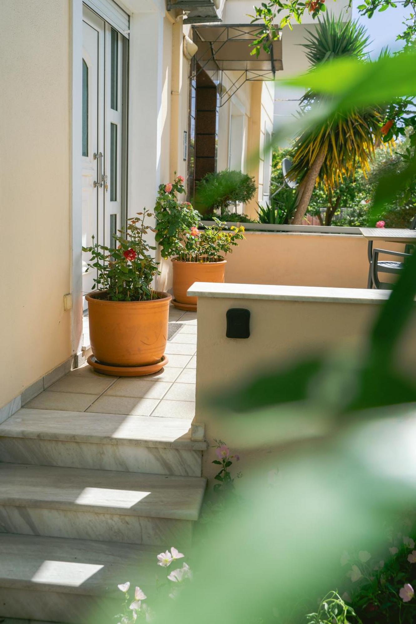 Apartamento Art Of Urban Hospitality! Mytilíni Exterior foto